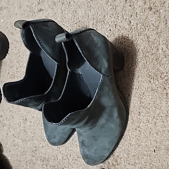 Vince Camuto Bootie - Picture 2 of 5